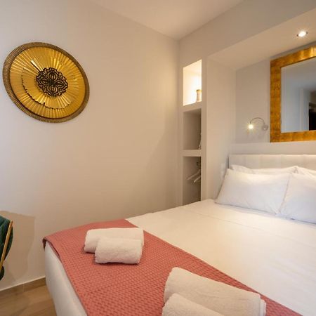 Dema Luxury Suites - Perikleous E1 Athens Luaran gambar