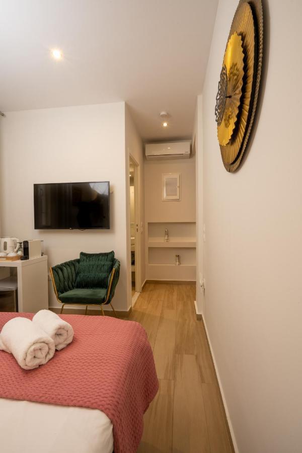 Dema Luxury Suites - Perikleous E1 Athens Luaran gambar